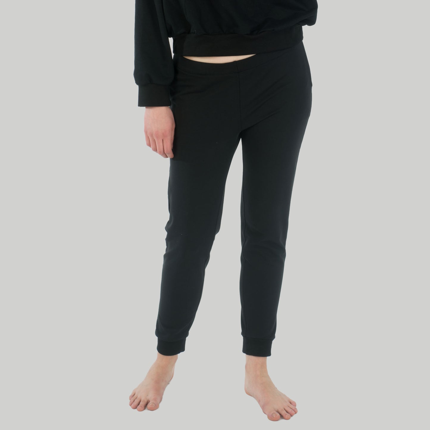 Jogger Mas aus Bio-Baumwolle - schwarz - KOLO Berlin