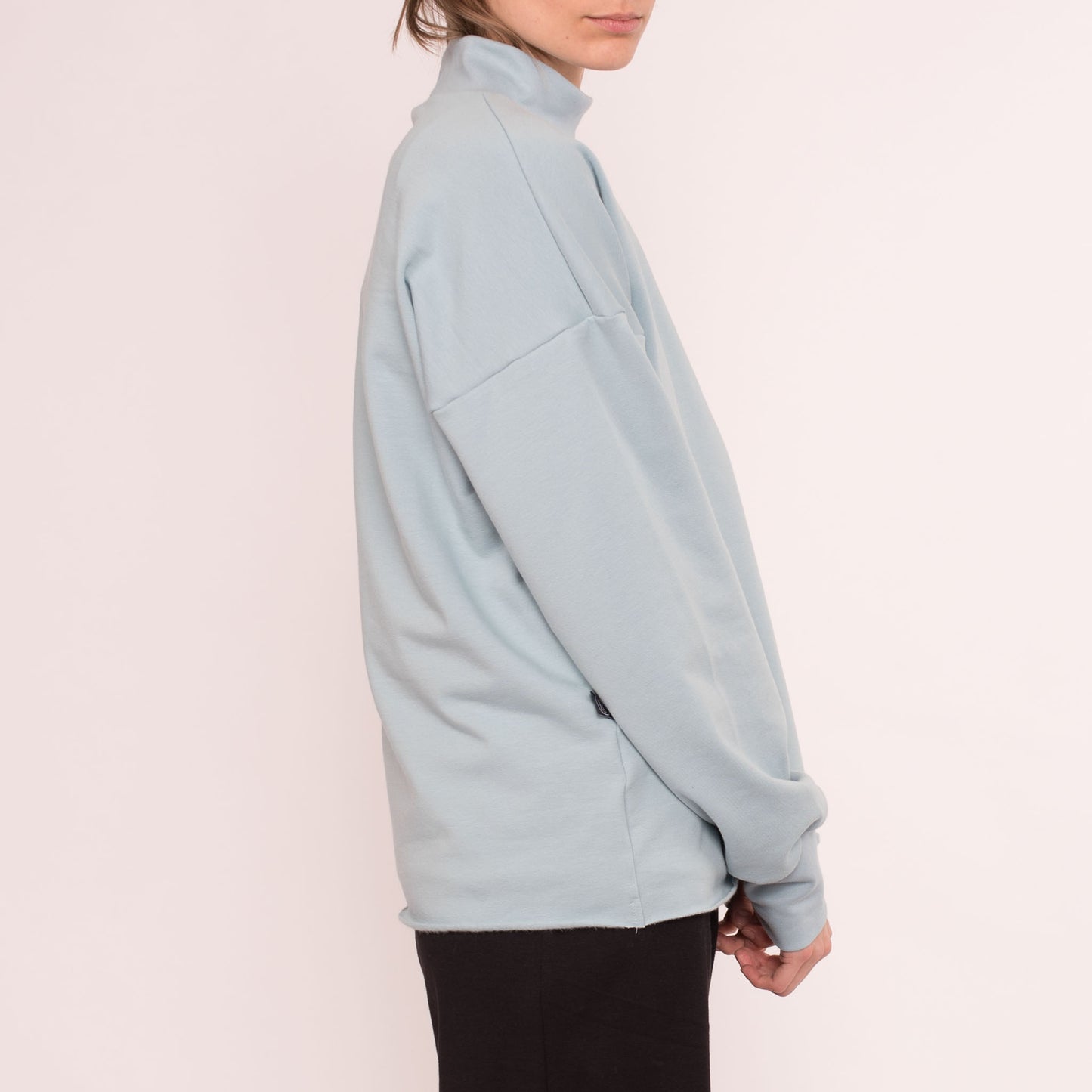 Kragenpullover Glin aus Bio-Baumwolle - hellblau - KOLO Berlin