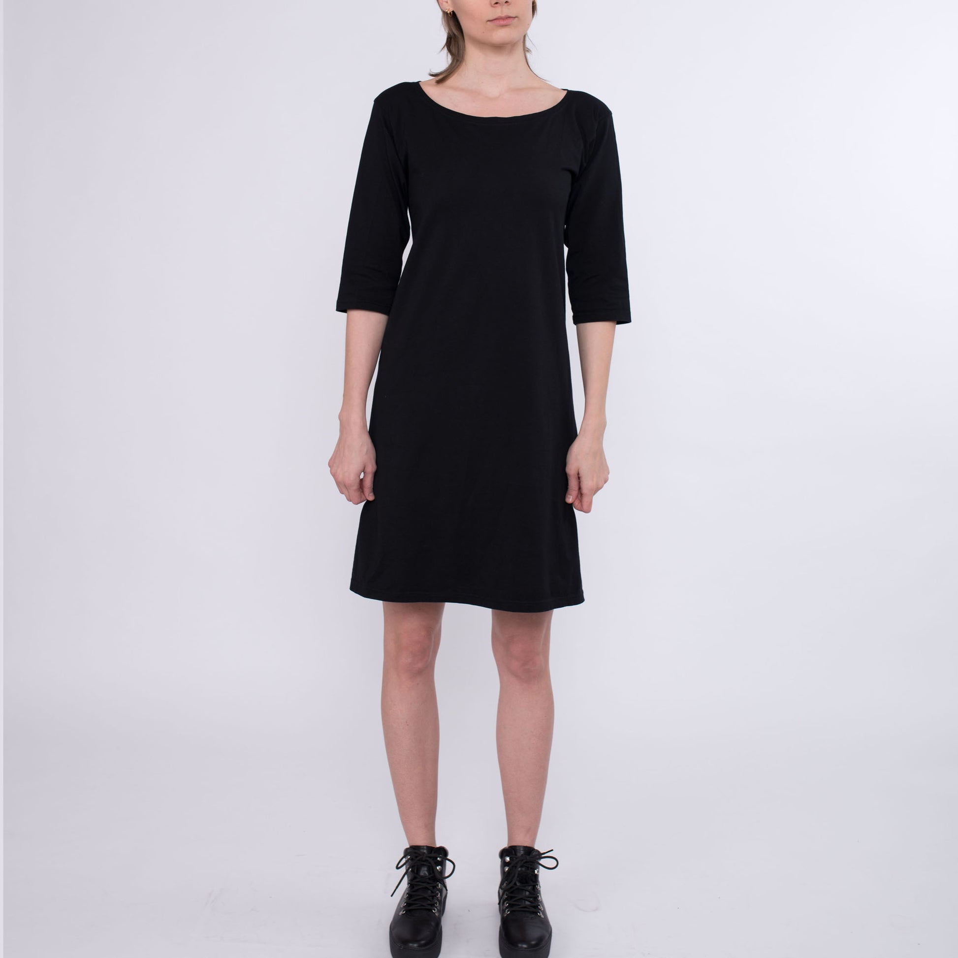 Kleid Croix aus Bio-Baumwolle - schwarz - KOLO Berlin