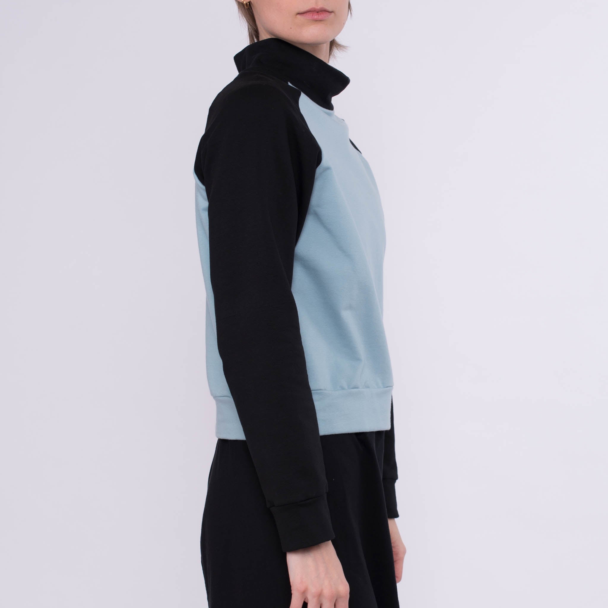 Raglansweater Nordic aus Baumwolle (Bio) - hellblau - KOLO Berlin