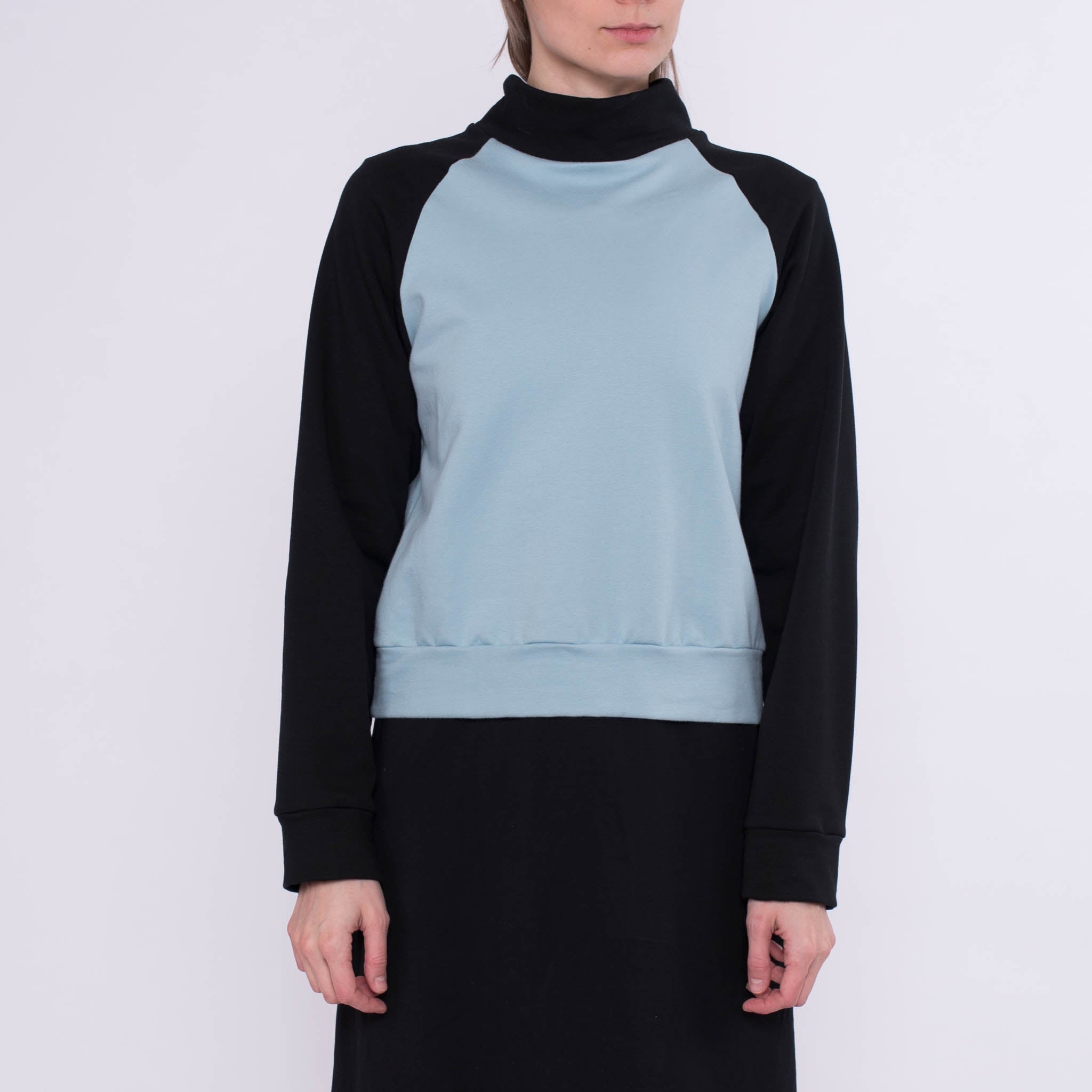Raglansweater Nordic aus Baumwolle (Bio) - hellblau - KOLO Berlin